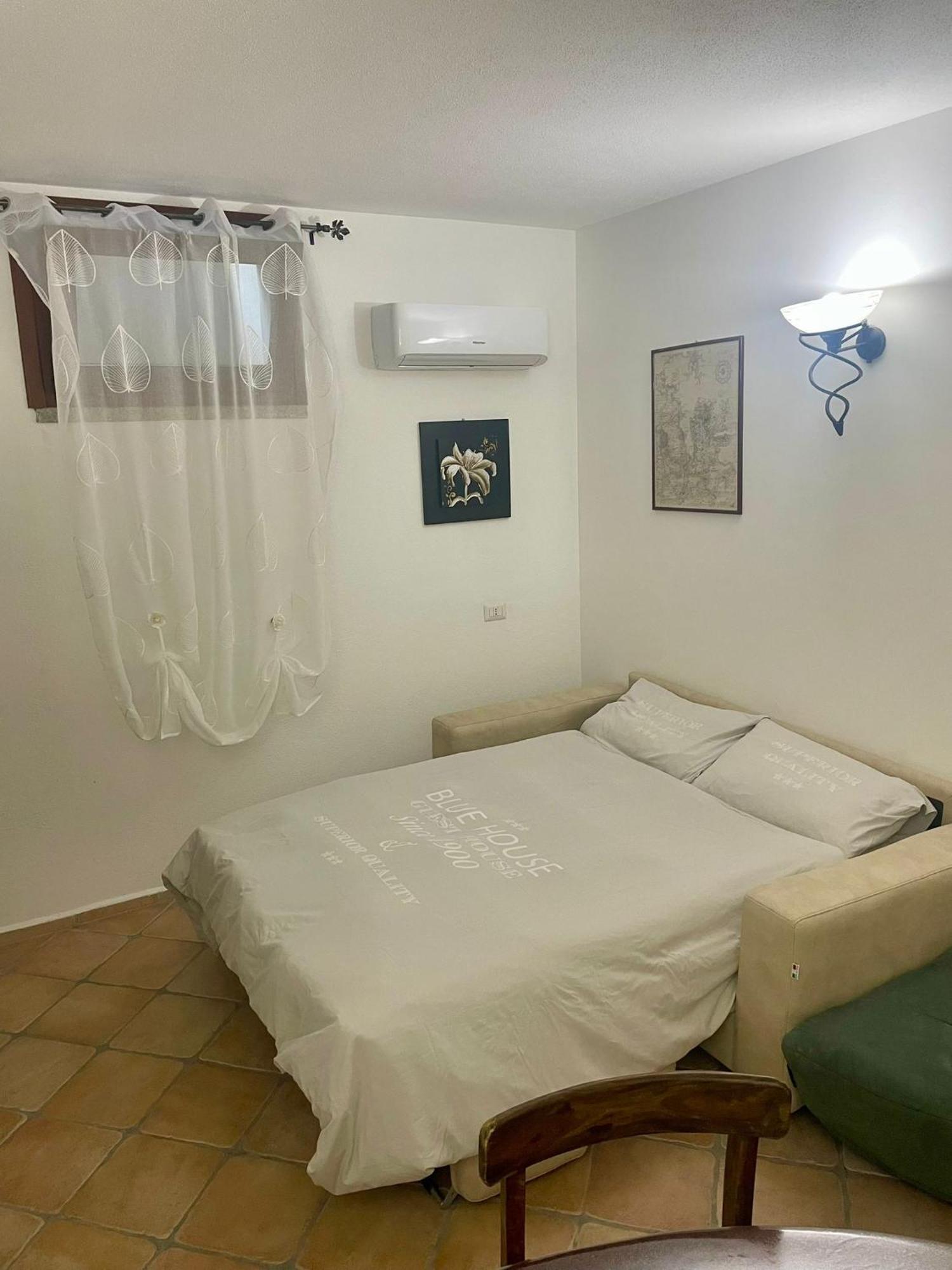 Looney Tunes Home Olbia Kültér fotó